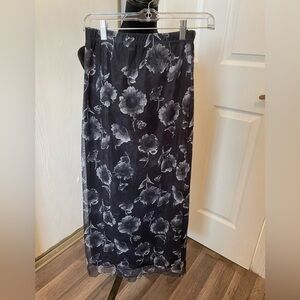 Ultra Flirt Dark Blue and Gray Floral Maxi Skirt Size L NWOT